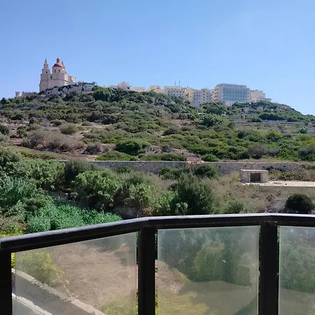 アパート Pink Fairy Paradise Penthouse, 10mins From The