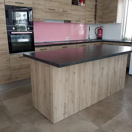 Pink Fairy Paradise Penthouse, 10mins From The Appartement