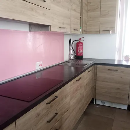 Pink Fairy Paradise Penthouse, 10mins From The Appartement