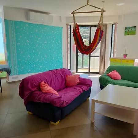 Pink Fairy Paradise Penthouse, 10mins From The Меллиеха