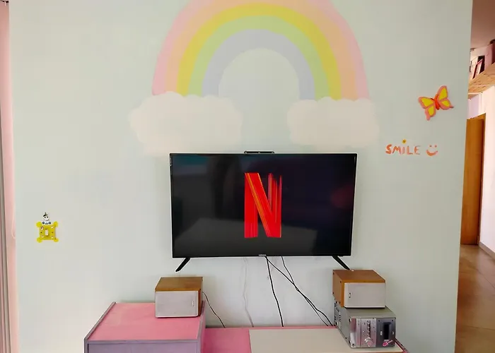 Διαμέρισμα Pink Fairy Paradise Penthouse, 10mins From The *